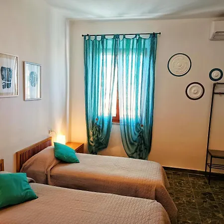 Lo Zizzolo- Bed&breakfast Frühstückspension