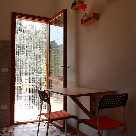 Lo Zizzolo- Bed&breakfast * Marina di Campo