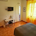 Lo Zizzolo- 3* Marina di Campo
